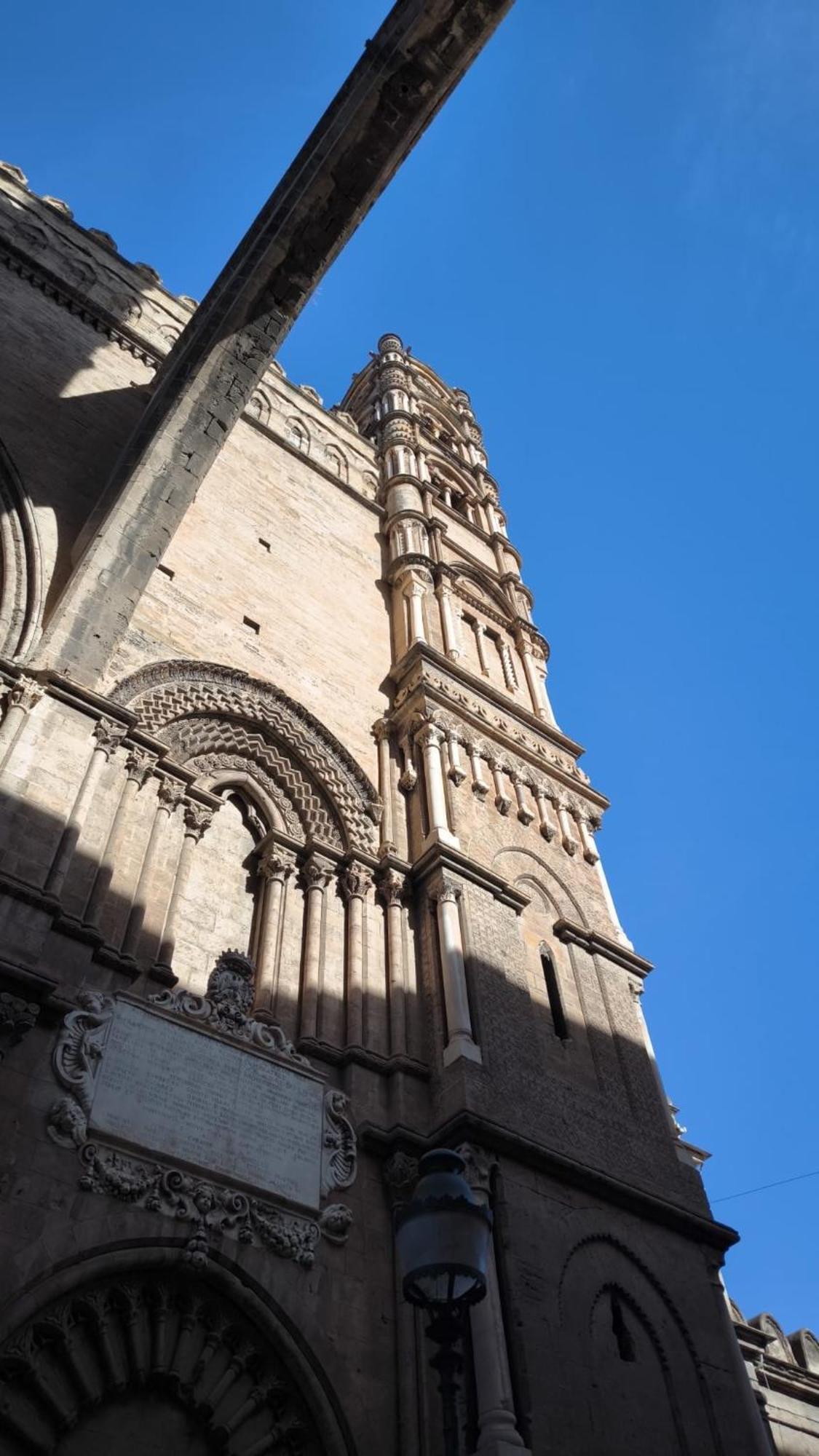 L'Angolo Dei Sogni Palermo Bagian luar foto